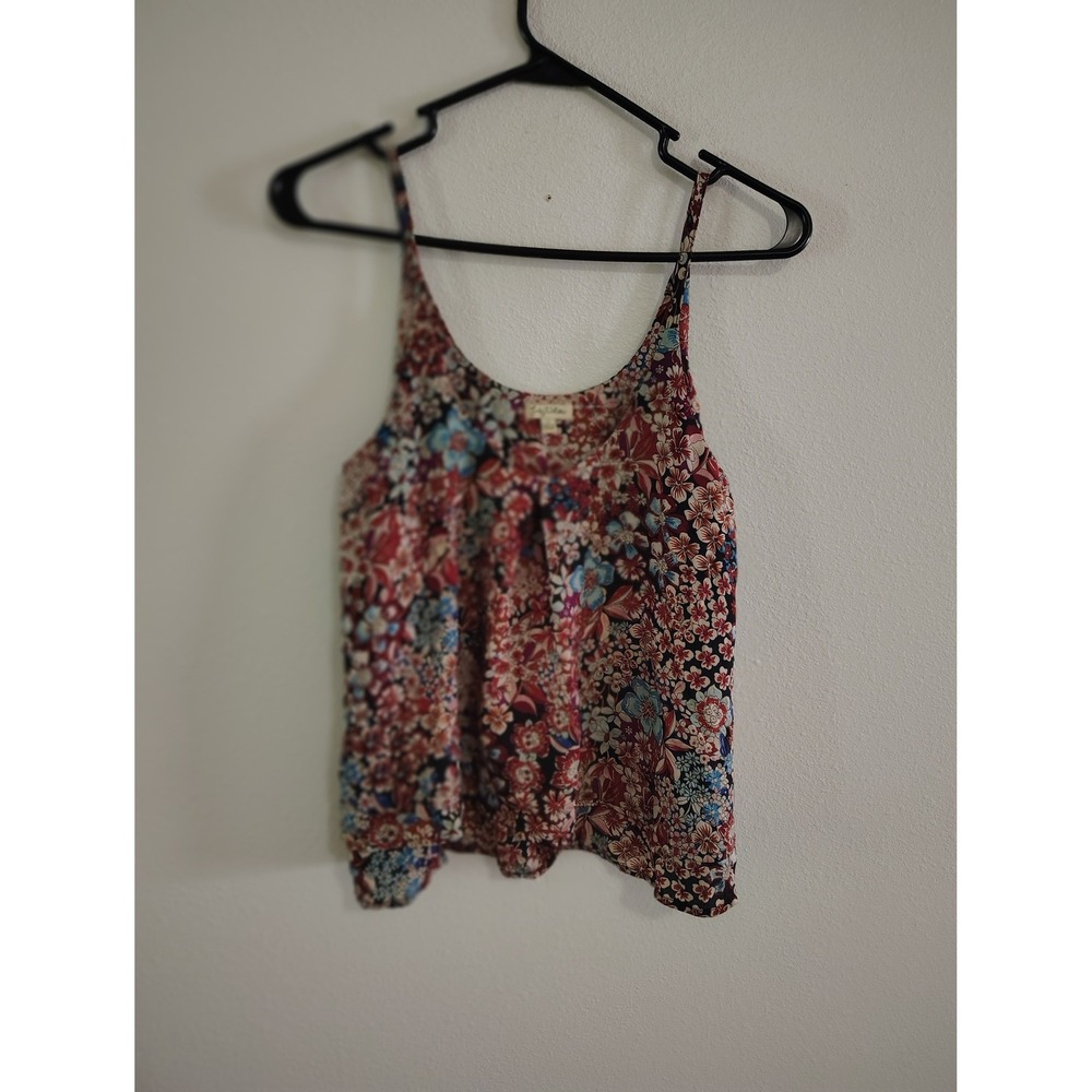 Lily White Floral Camisole Tank Top Red Blue Small Spaghetti Strap Scoop Neck
